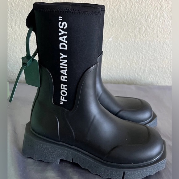 Off White Black Sponge Rainboots Size 8 NIB - Picture 3 of 12